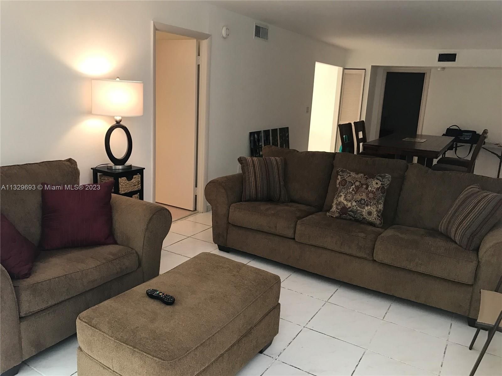 Real estate property located at 2924 Collins Ave #207, Miami-Dade County, Miami Beach, FL