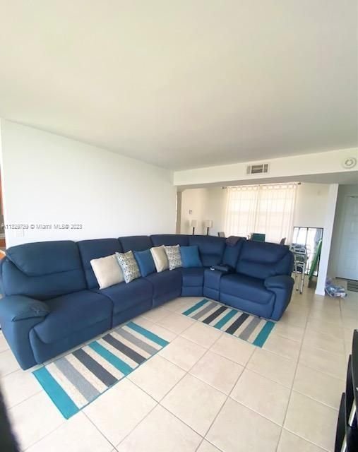 Real estate property located at 3400 Blue Lake Dr #604, Broward County, Pompano Beach, FL