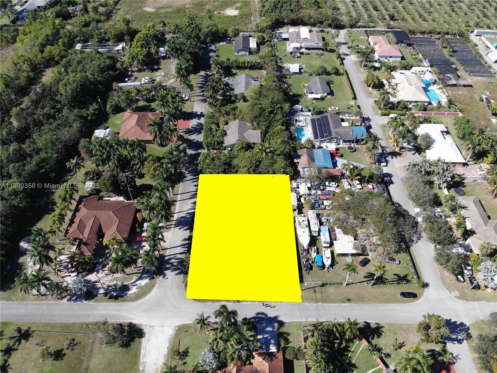 Real estate property located at 35680 188th Ave, Miami-Dade County, Florida City, FL