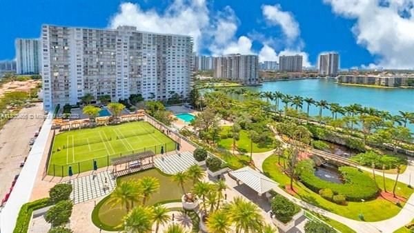 Real estate property located at 2851 183rd St #1609E, Miami-Dade County, Aventura, FL