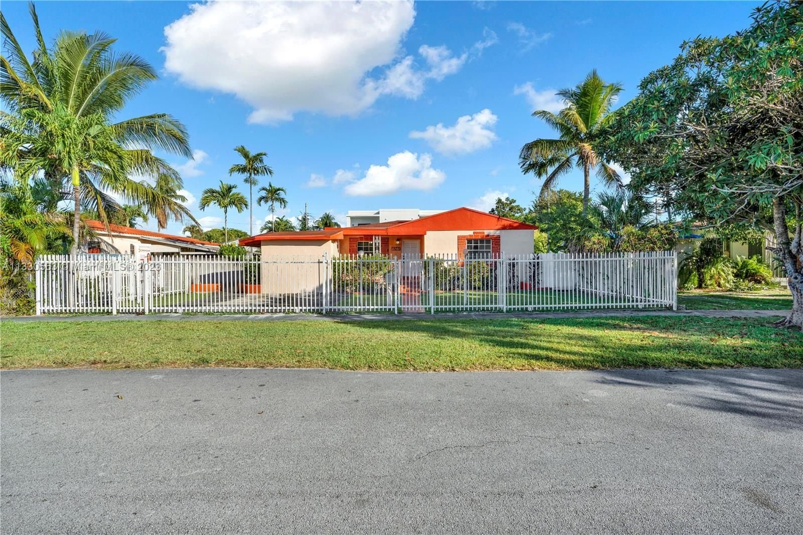 Real estate property located at 6761 31st St, Miami-Dade County, Miami, FL