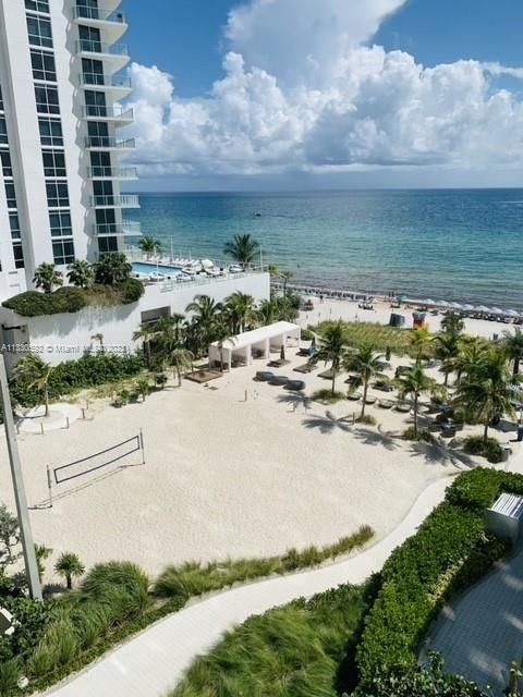 Real estate property located at 4111 Ocean Dr #502, Broward County, Hollywood, FL