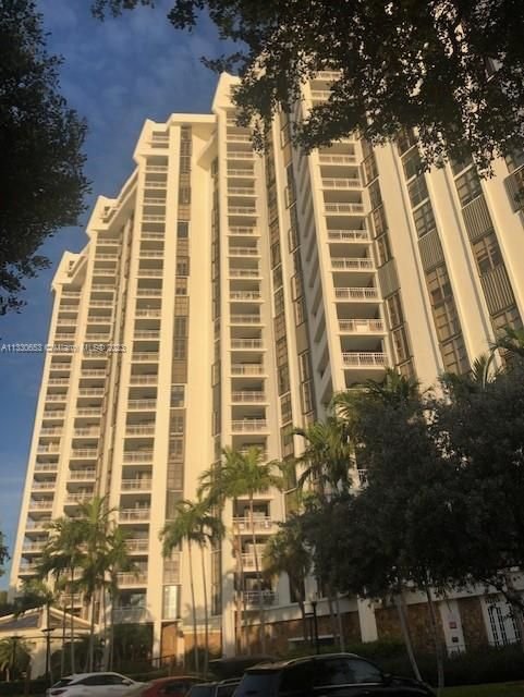 Real estate property located at 4000 Towerside Ter #1807, Miami-Dade County, Miami, FL