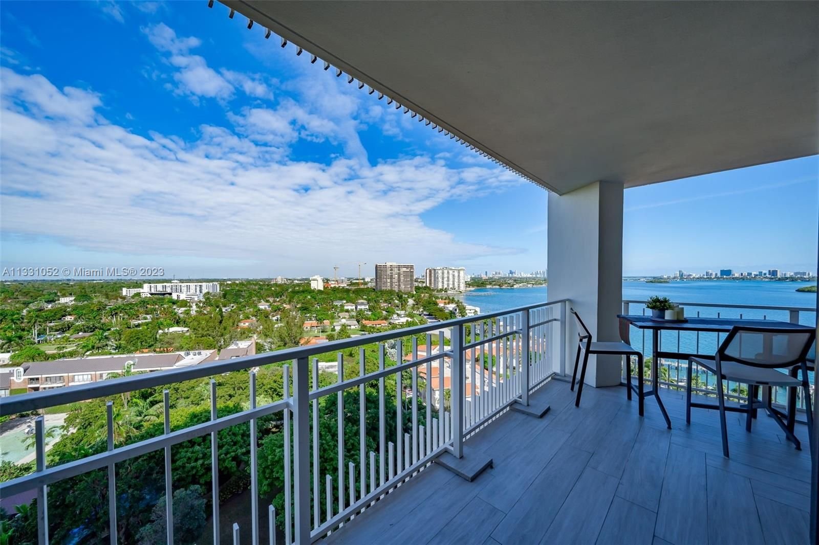 Real estate property located at 4000 Towerside Ter #1607, Miami-Dade County, Miami, FL