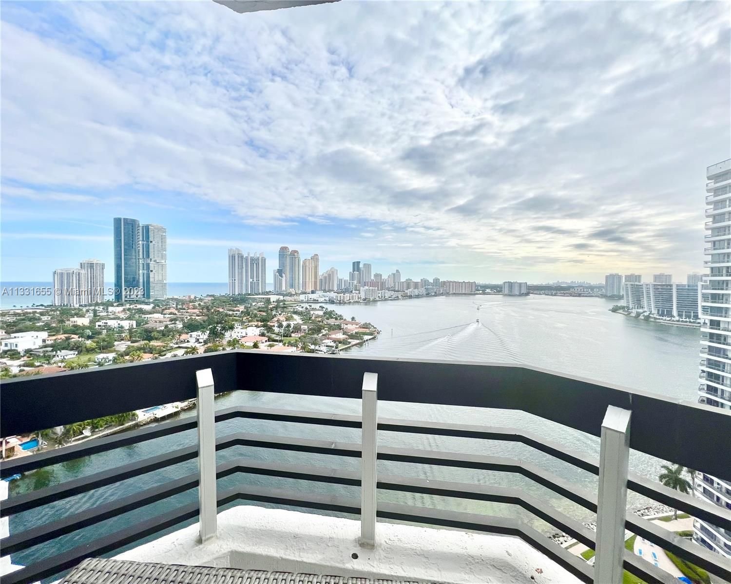 Real estate property located at 19195 Mystic Pointe Dr. #2301, Miami-Dade County, Aventura, FL