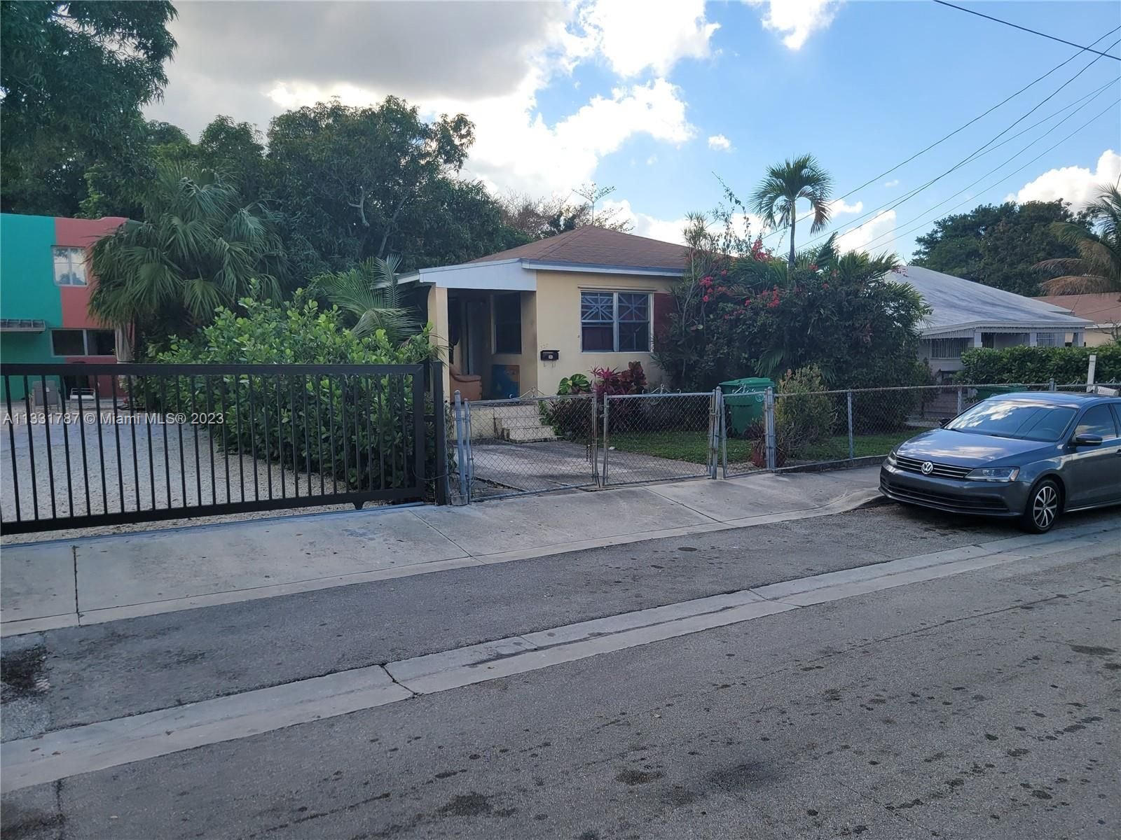 Real estate property located at 320 32nd St, Miami-Dade County, NORTHERN BLVD TRACK, Miami, FL