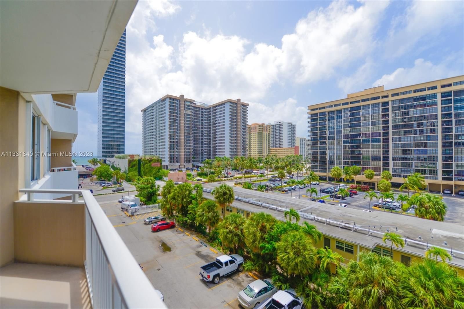 Real estate property located at 1985 Ocean Dr #4A, Broward County, Hallandale Beach, FL