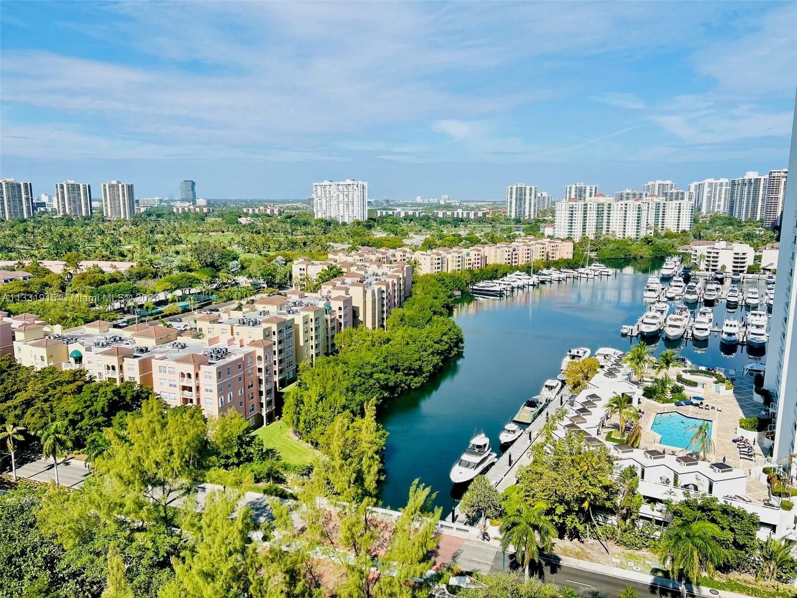 Real estate property located at 19400 Turnberry Way #1612, Miami-Dade County, Aventura, FL