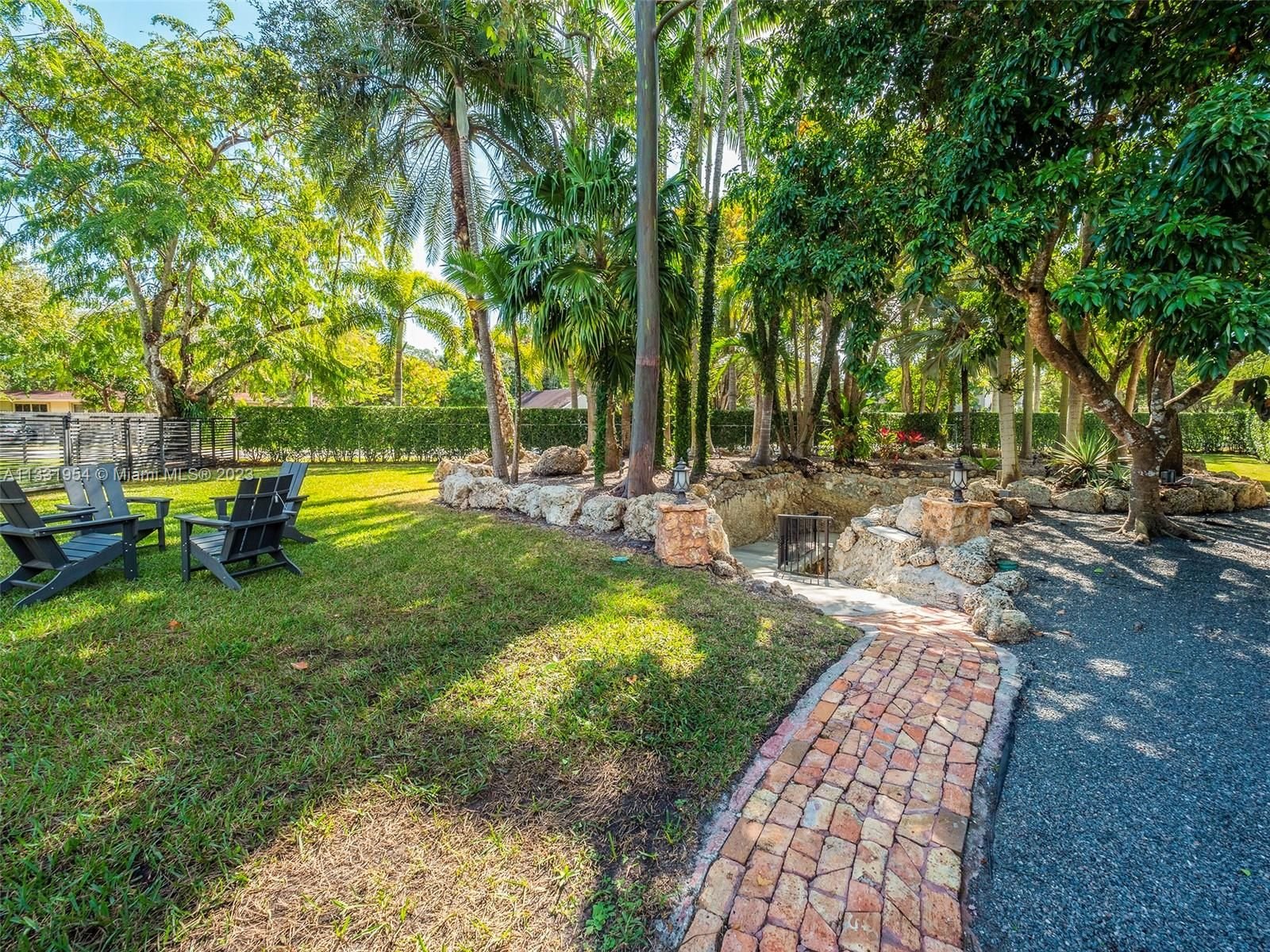 Real estate property located at 12050 Moss Ranch Rd, Miami-Dade County, Pinecrest, FL