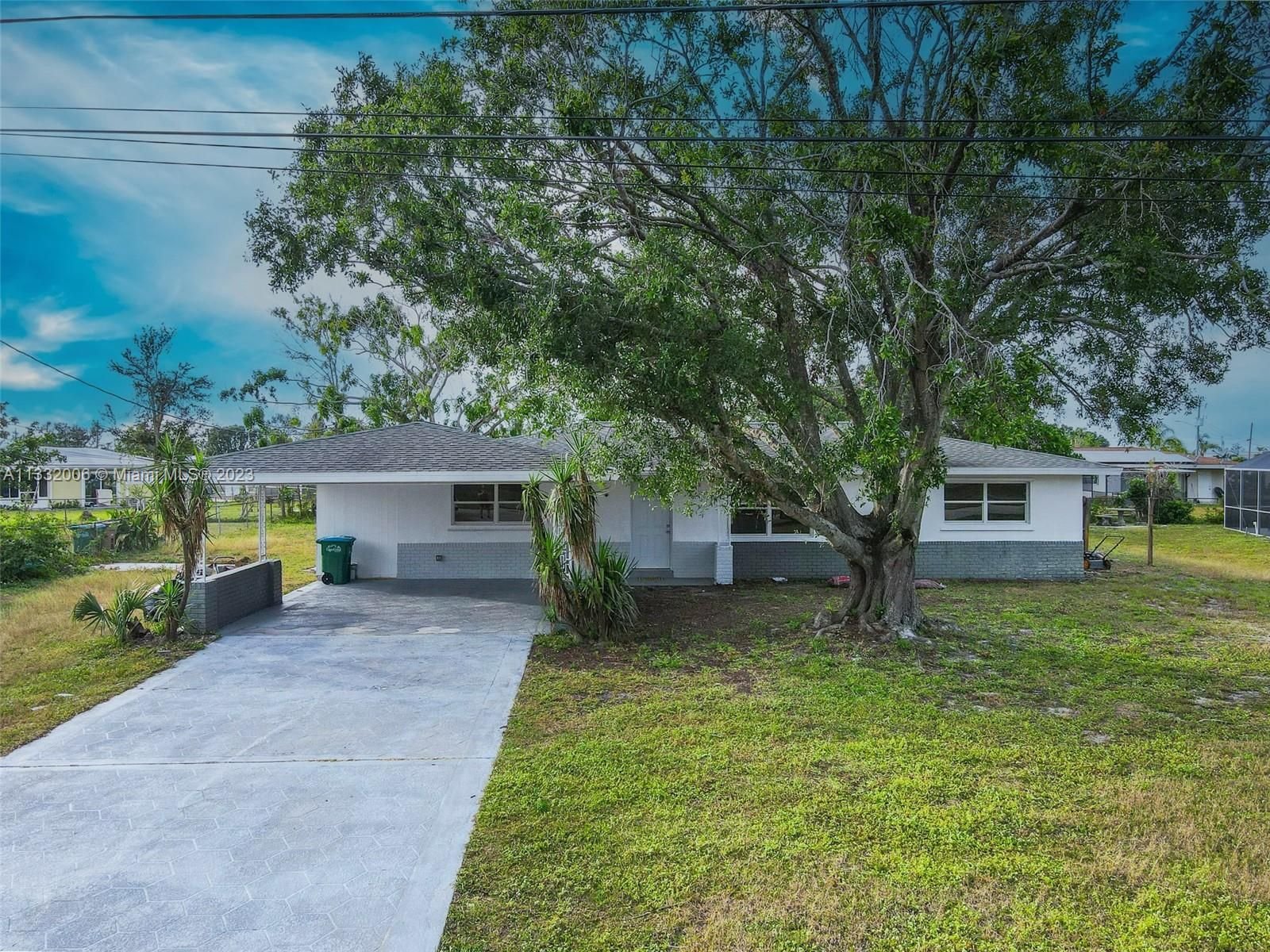 Real estate property located at 430 15th Pl, Lee County, Cape Coral, FL