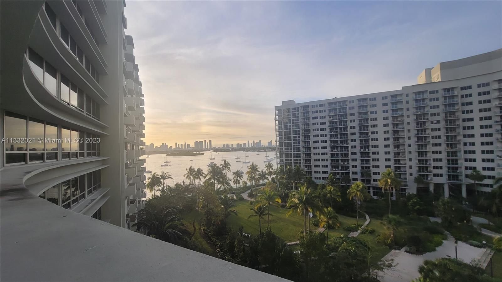 Real estate property located at 1500 Bay Rd #856S, Miami-Dade County, Miami Beach, FL