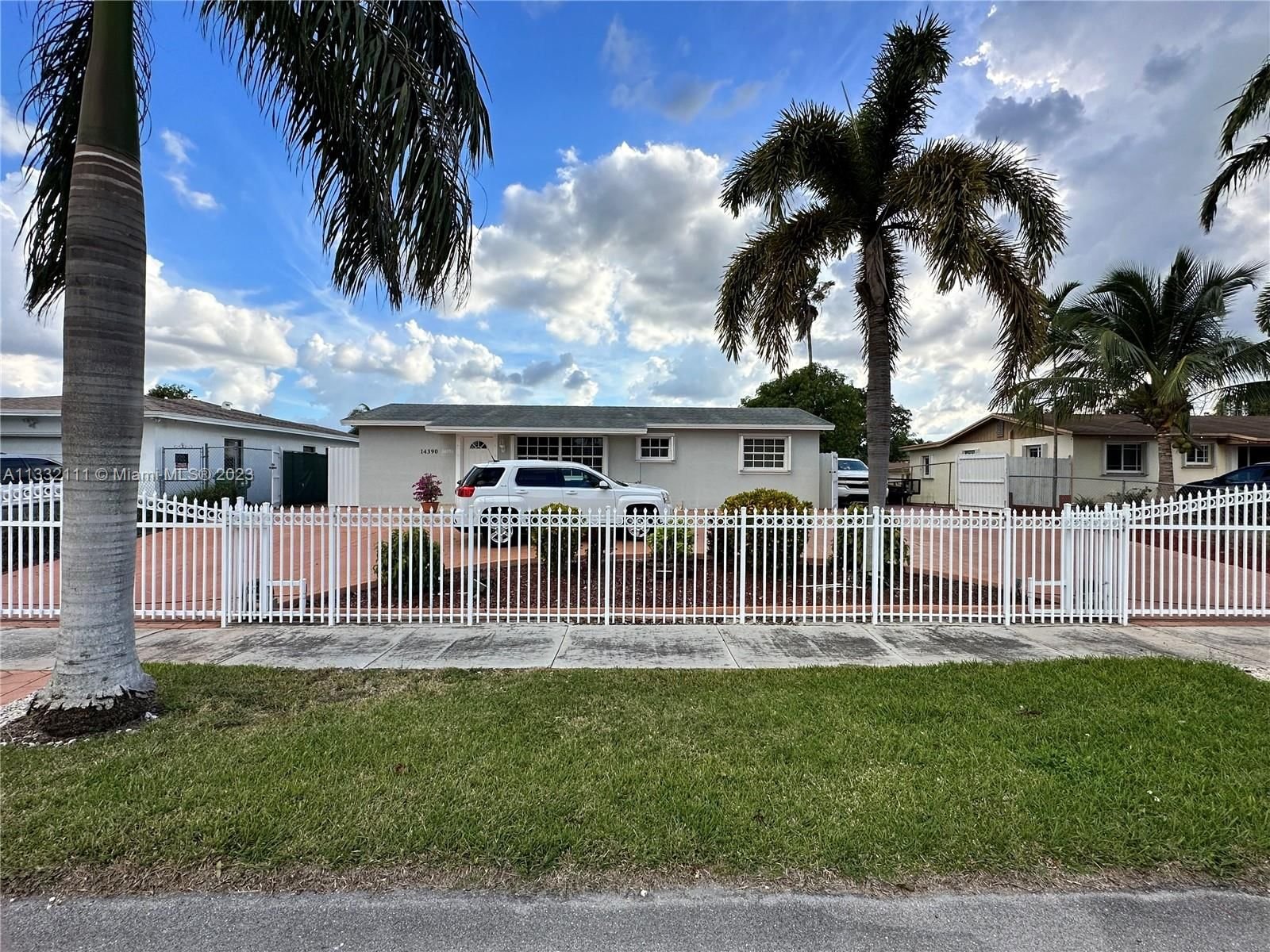 Real estate property located at 14390 297th St, Miami-Dade County, Homestead, FL