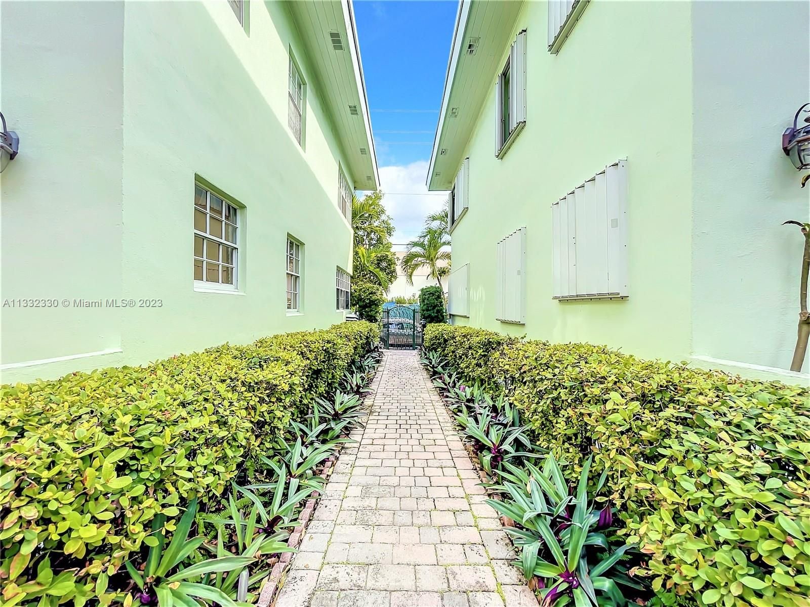 Real estate property located at 8620 Byron Ave #7A, Miami-Dade County, Miami Beach, FL