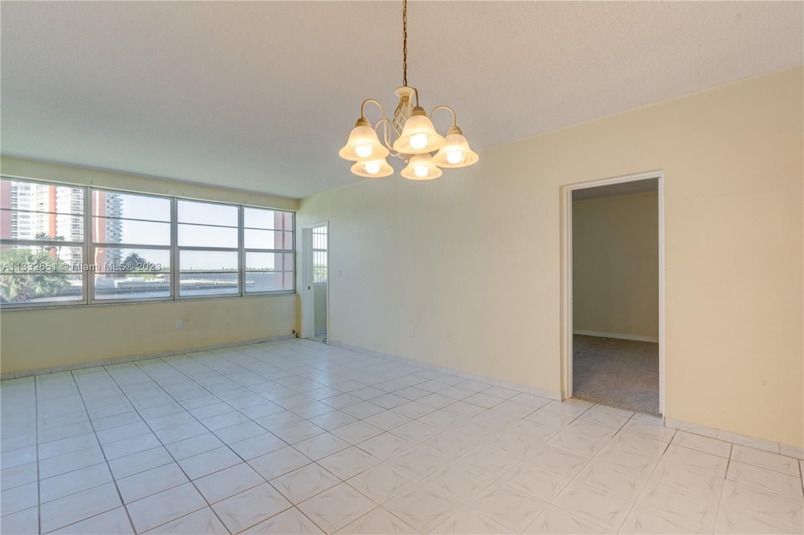 Real estate property located at 18555 14th Ave #606, Miami-Dade County, Miami, FL