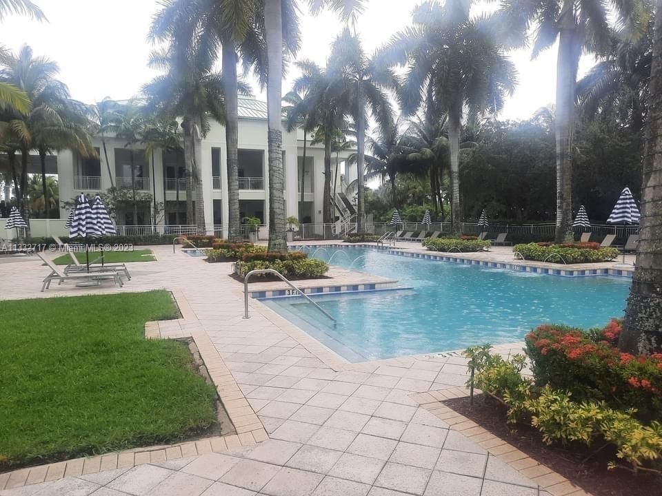 Real estate property located at 5300 87th Ave #1311, Miami-Dade County, Doral, FL
