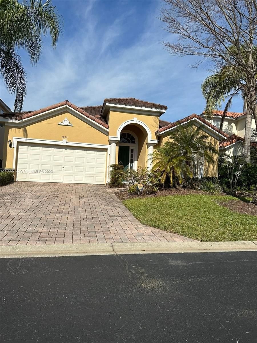 Real estate property located at 957 Tuscan Hills Blvd Davenport, Fl, Other Florida County, Other City - In The State Of Florida, FL