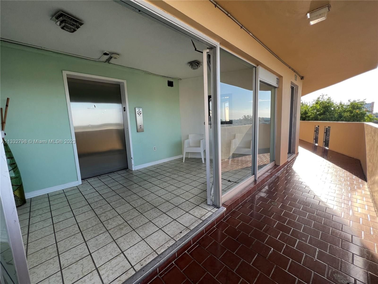 Real estate property located at 1750 191st St #603-1, Miami-Dade County, Miami, FL
