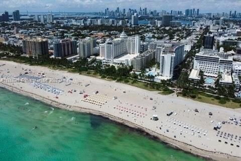 Real estate property located at 1623 Collins Ave #911, Miami-Dade County, Miami Beach, FL
