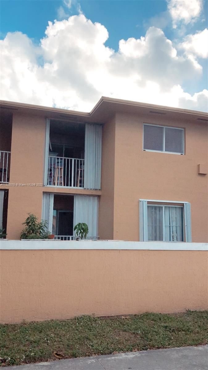 Real estate property located at 7995 30th Ct #203, Miami-Dade County, Hialeah, FL