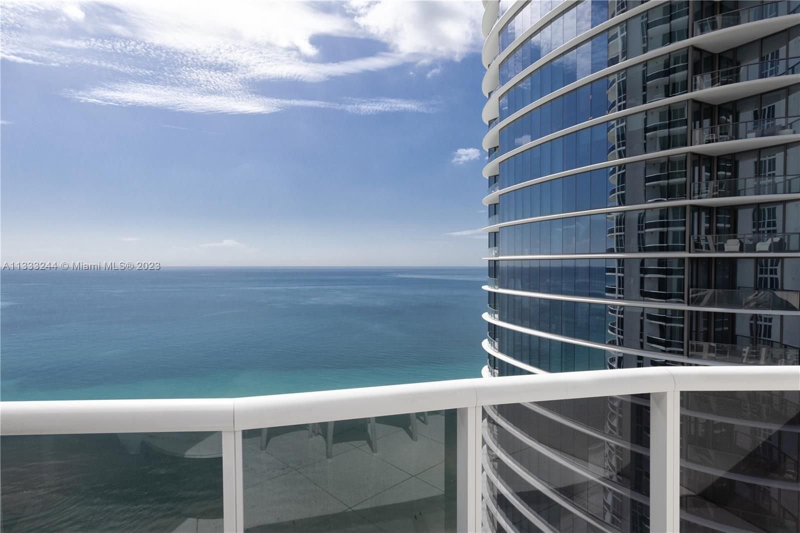 Real estate property located at 15811 Collins Ave #2606, Miami-Dade County, Sunny Isles Beach, FL