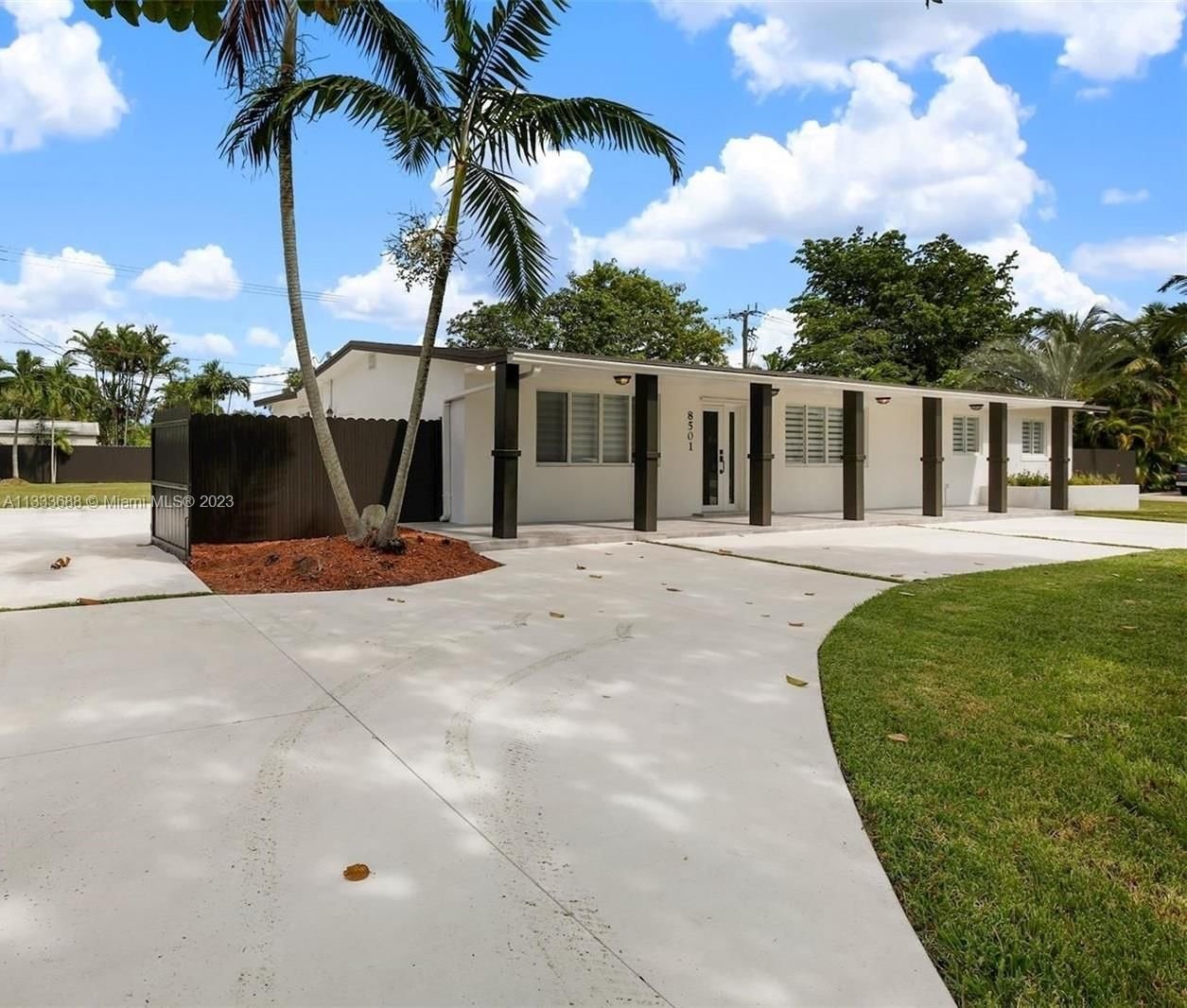 Real estate property located at 8501 142nd St, Miami-Dade County, ARMSTRONG SUB, Palmetto Bay, FL