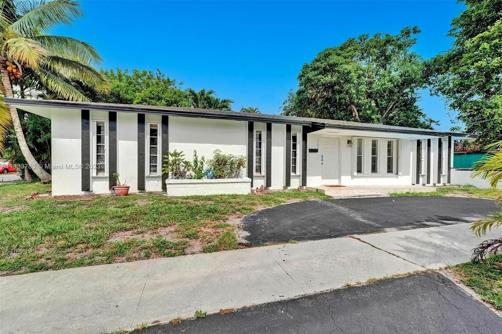 Real estate property located at 1302 2nd Ave, Broward County, Dania Beach, FL