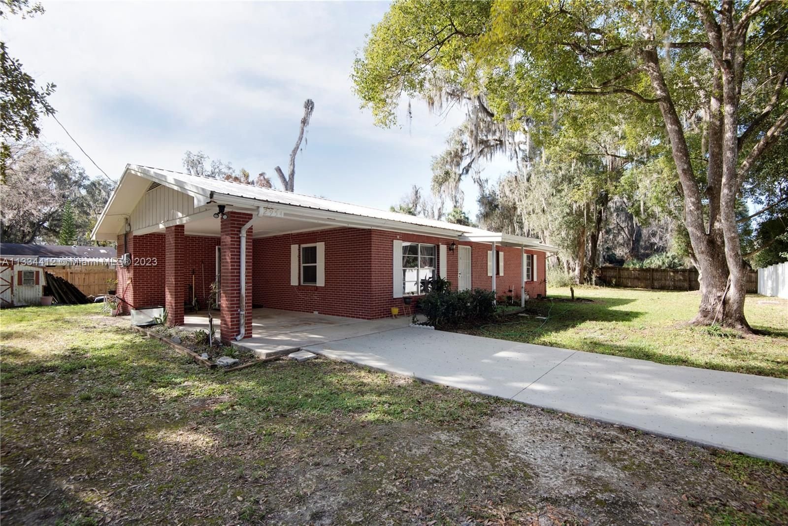 Real estate property located at 2954 County Rd, Sumter County, The Villages, FL