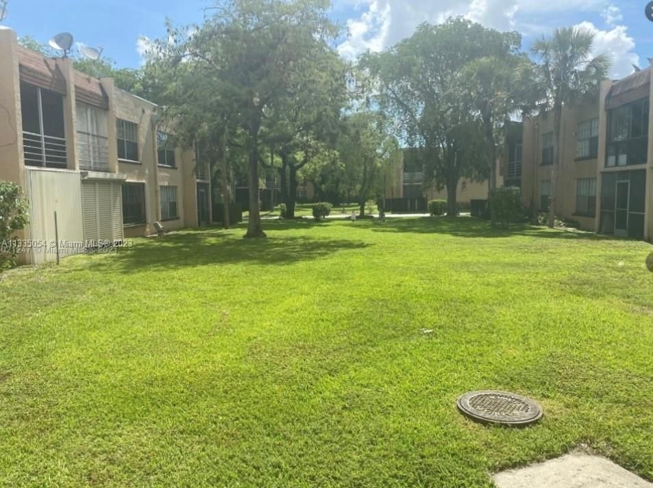Real estate property located at 4220 21st St #214, Broward County, Lauderhill, FL