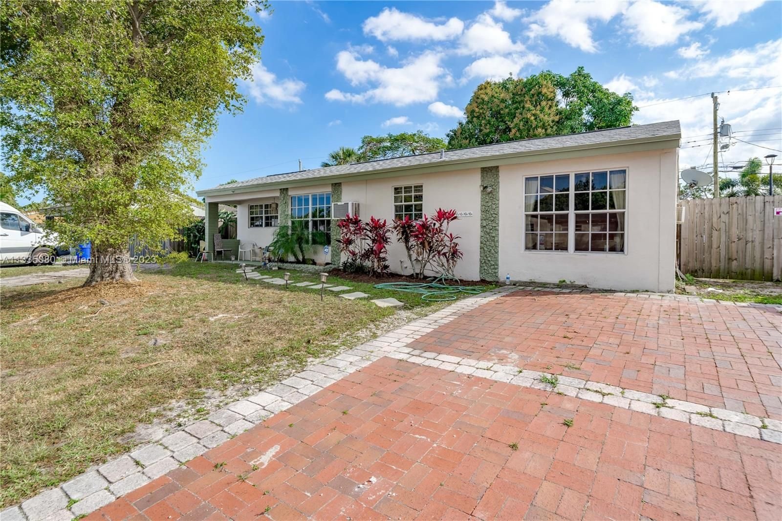Real estate property located at 7100 Raleigh St, Broward County, Hollywood, FL