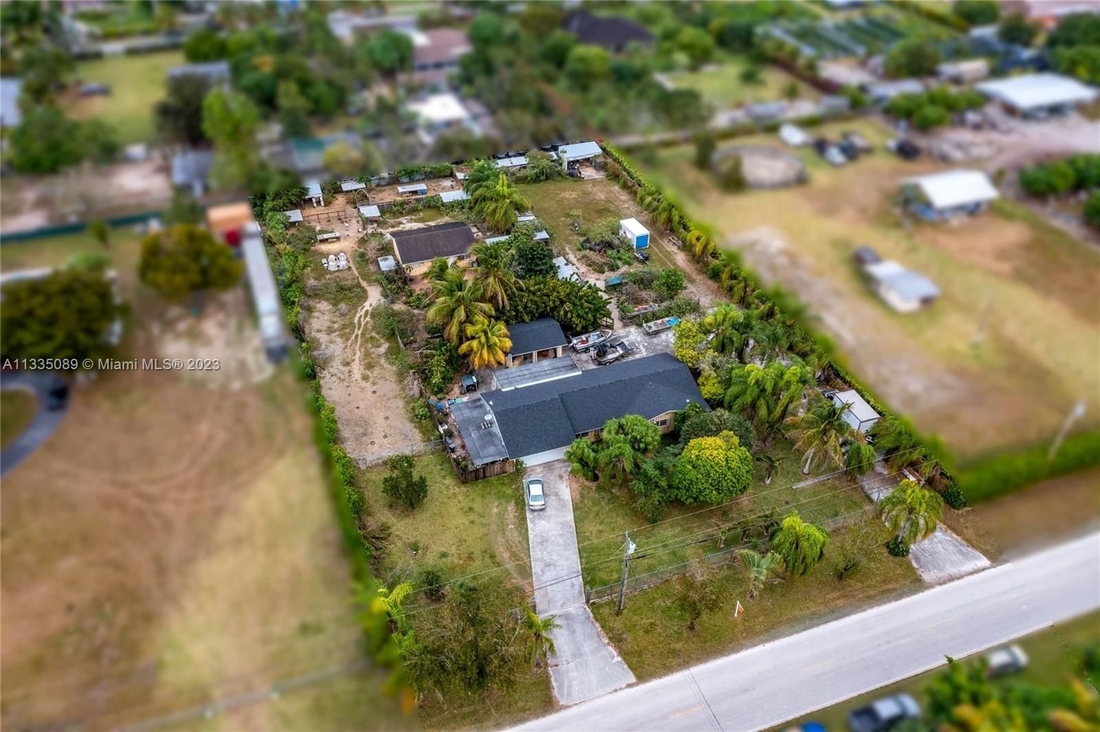 Real estate property located at 20925 248th St, Miami-Dade County, Homestead, FL