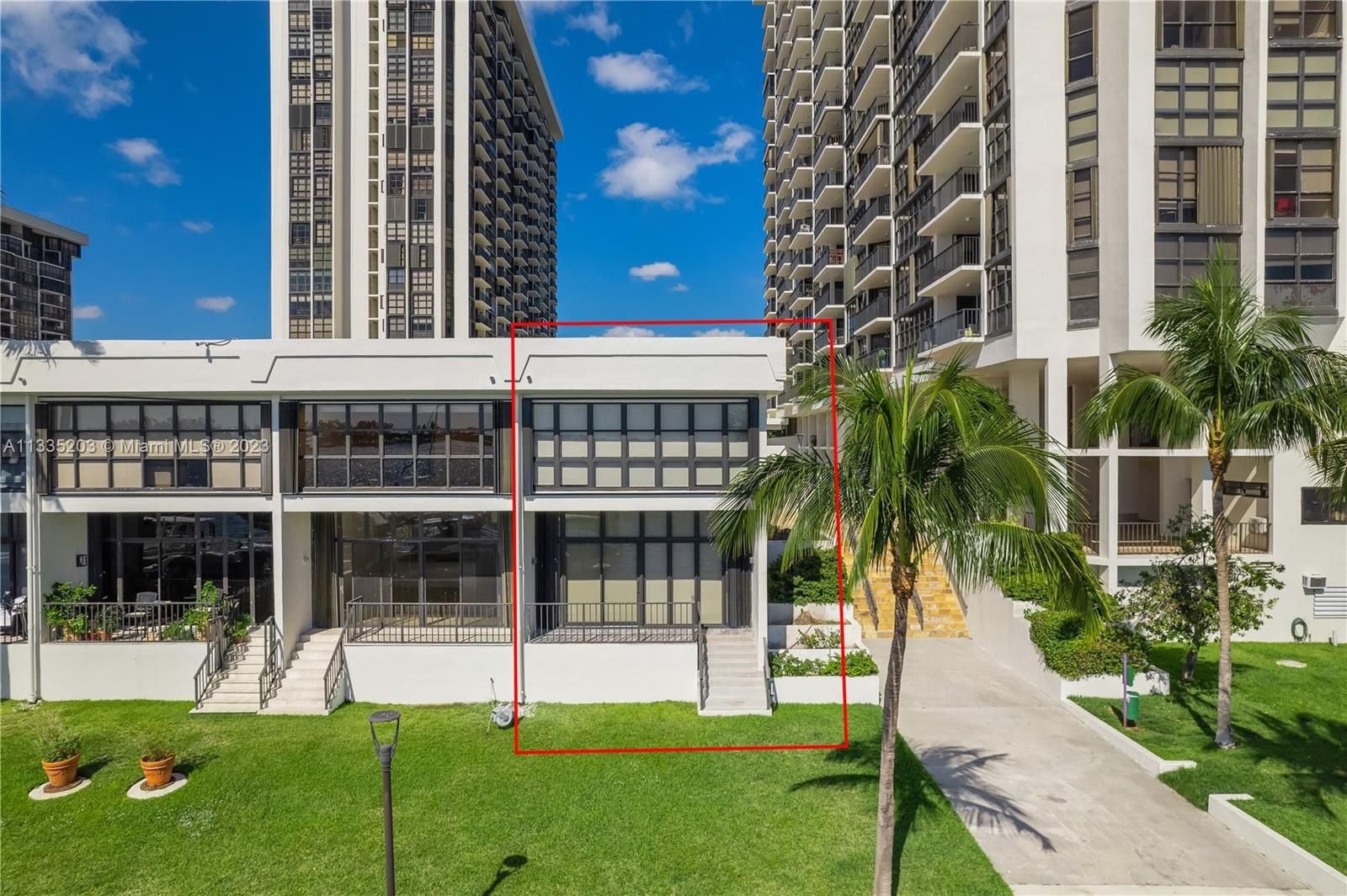 Real estate property located at 1865 Brickell Ave TH1, Miami-Dade County, Miami, FL