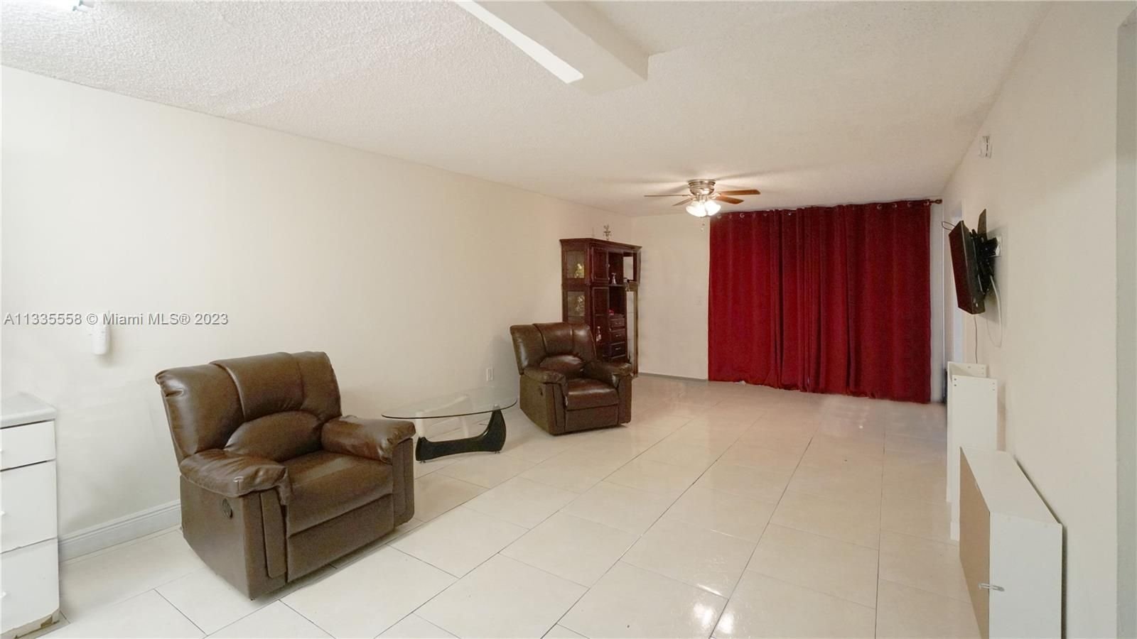 Real estate property located at 10000 80th Ct #2545, Miami-Dade County, Hialeah Gardens, FL