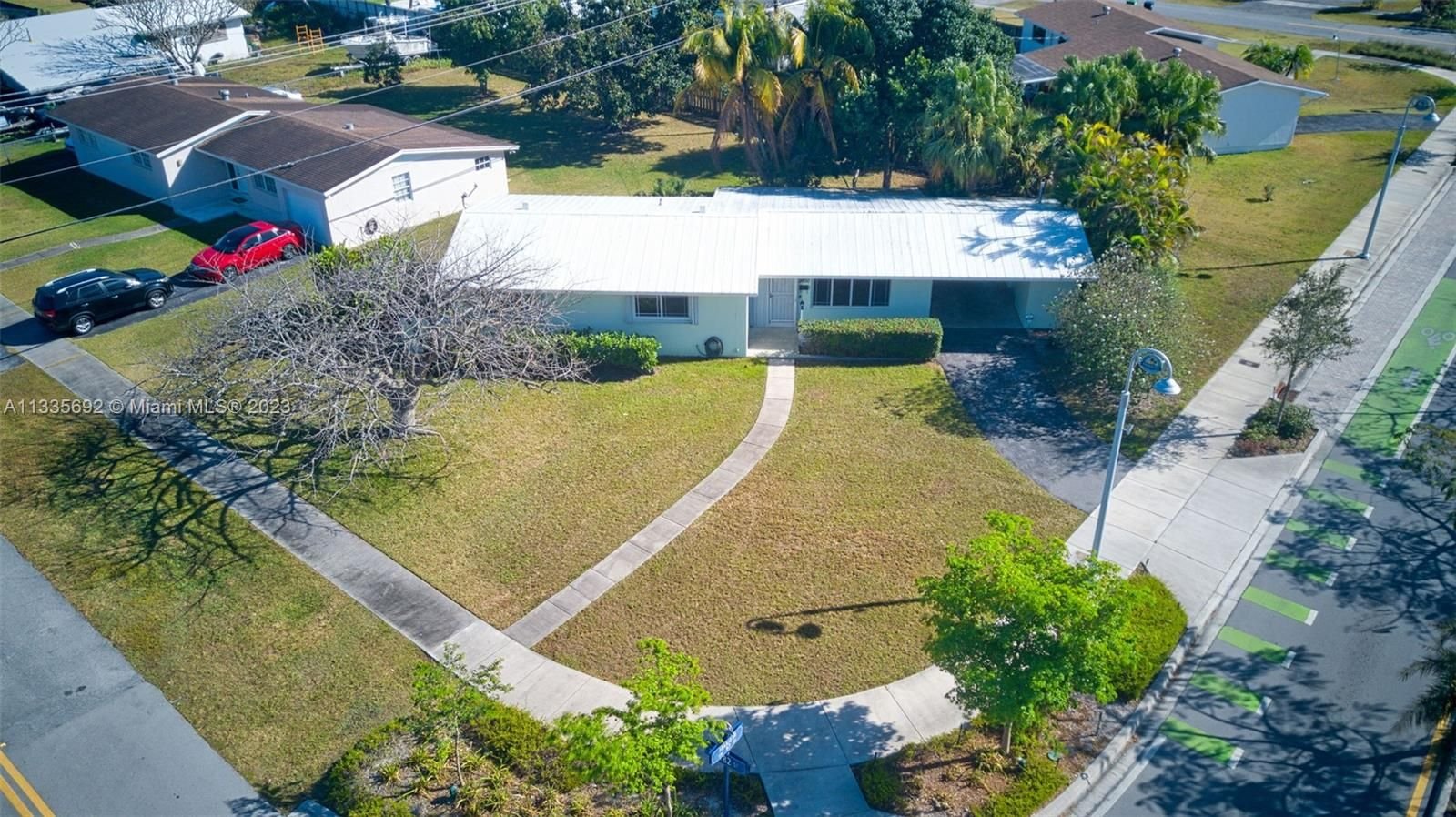 Real estate property located at 9630 182nd St, Miami-Dade County, Palmetto Bay, FL