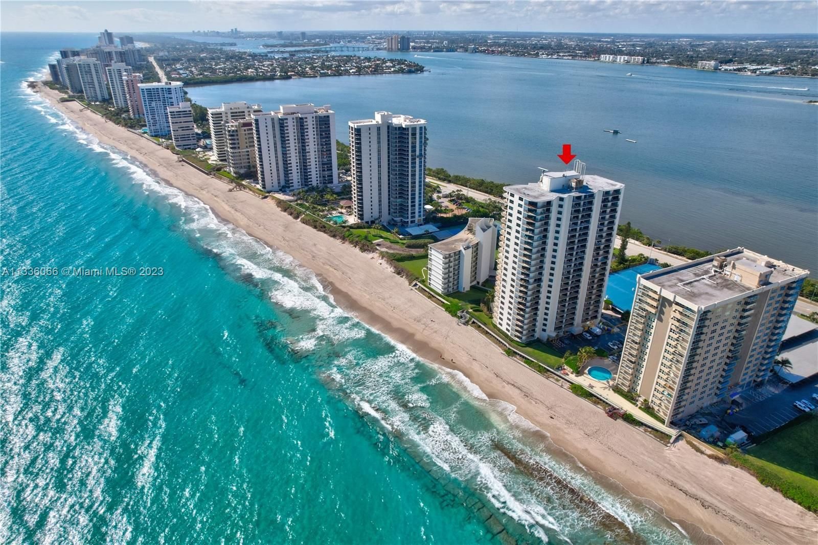 Real estate property located at 5420 Ocean Dr #1205, Palm Beach County, Riviera Beach, FL