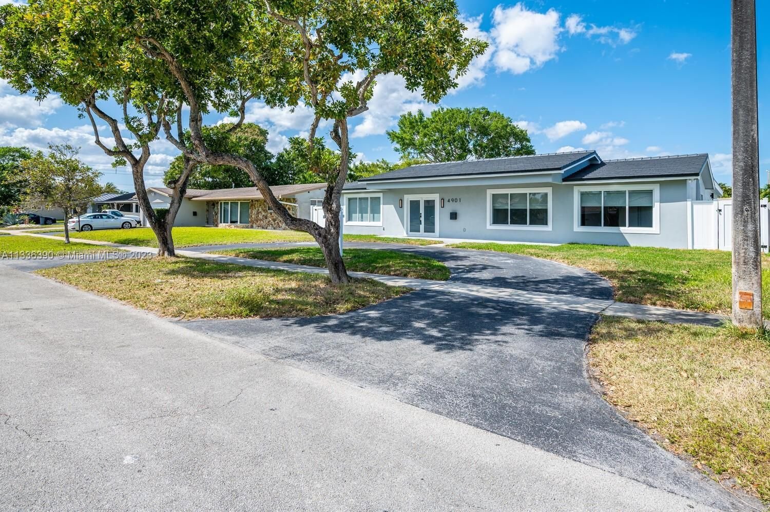 Real estate property located at 4901 Grant St, Broward County, Hollywood, FL