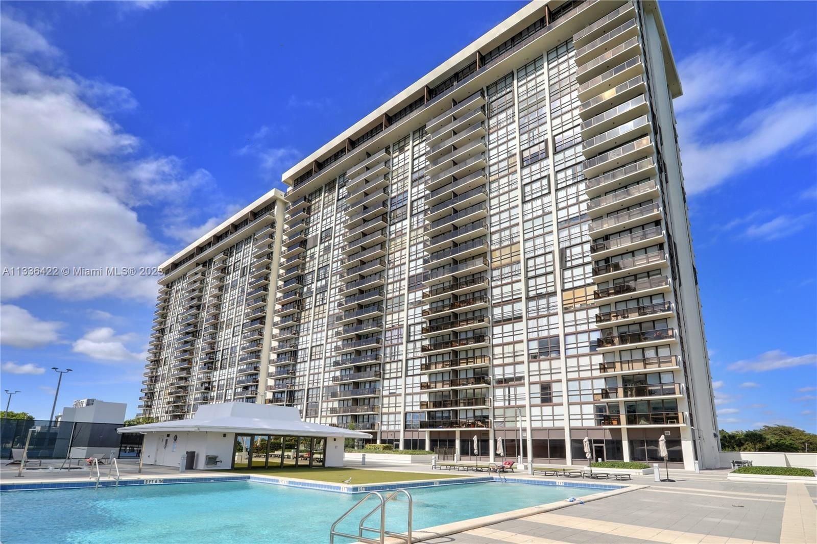 Real estate property located at 600 36th St #809, Miami-Dade County, Miami, FL
