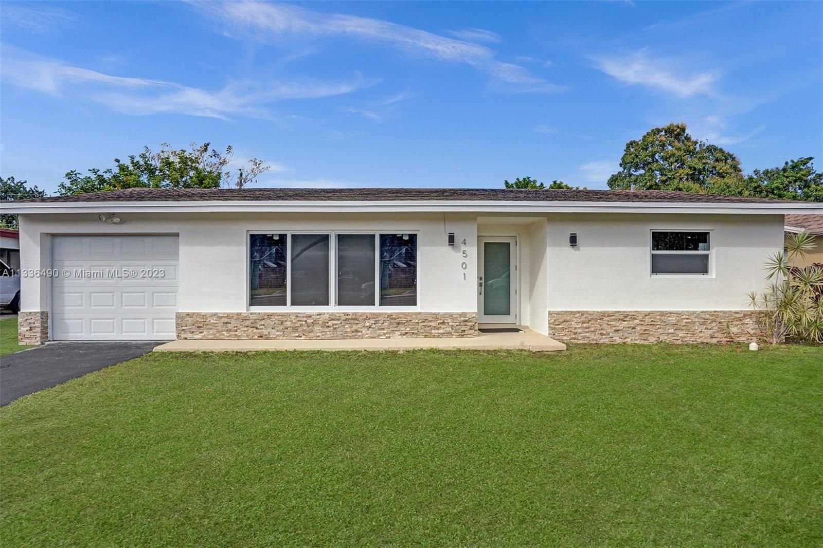 Real estate property located at 4501 32nd Court, Broward County, Lauderdale Lakes, FL