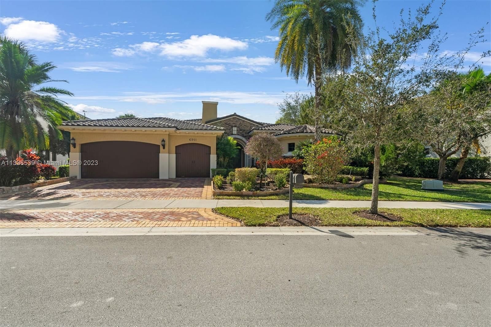 Real estate property located at 6911 Long Leaf Dr, Broward County, PARKLAND GOLF & COUNTRY C, Parkland, FL