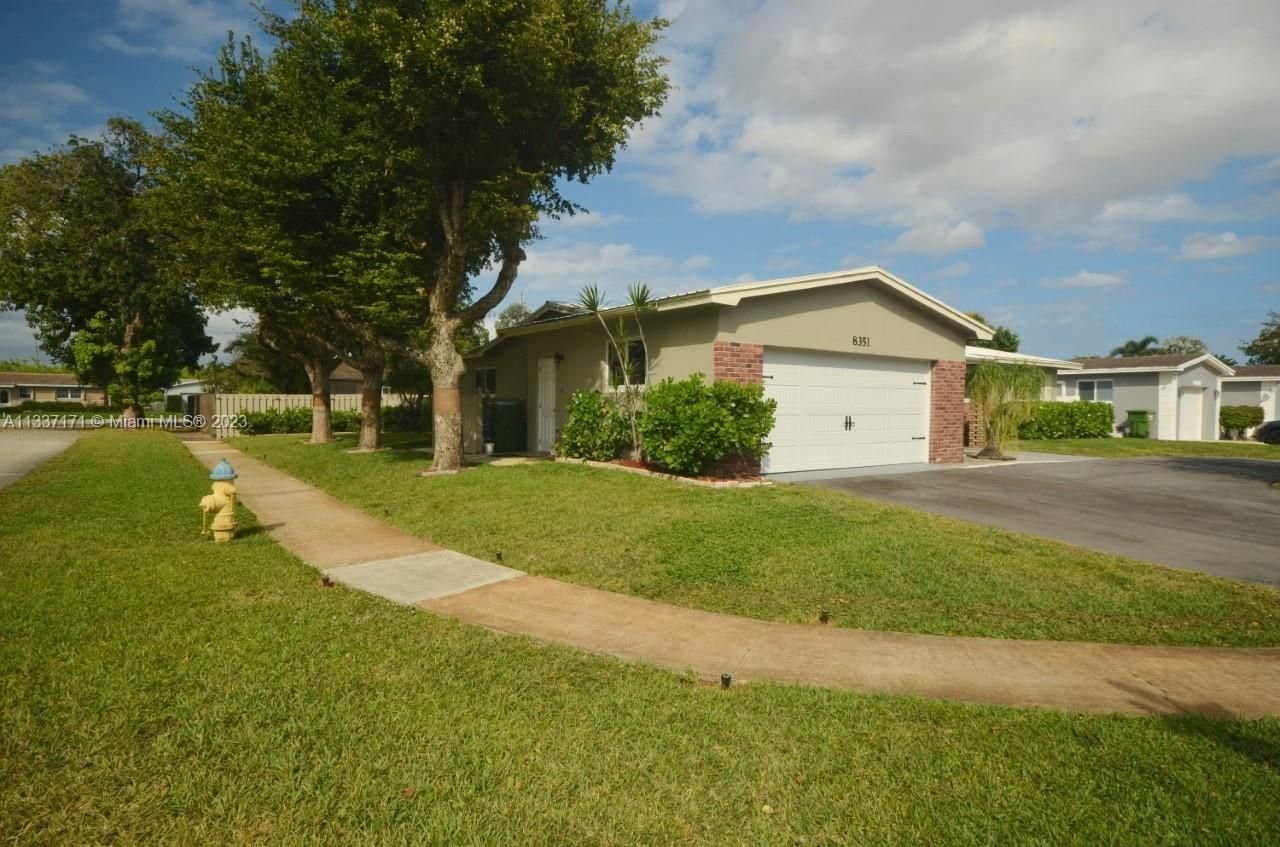 Real estate property located at 8351 23rd St, Broward County, Pembroke Pines, FL