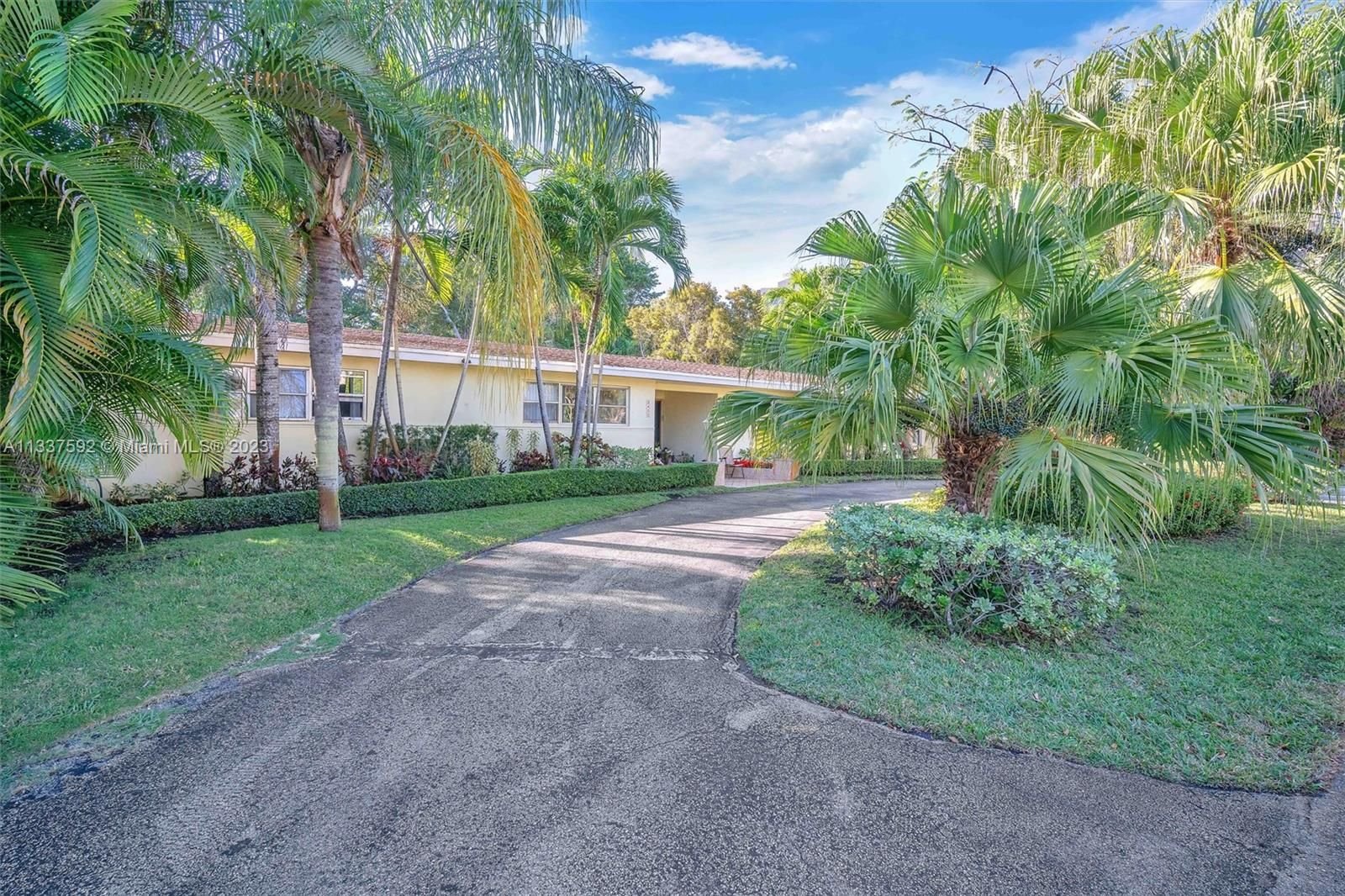 Real estate property located at 9400 73rd Ave, Miami-Dade County, Pinecrest, FL
