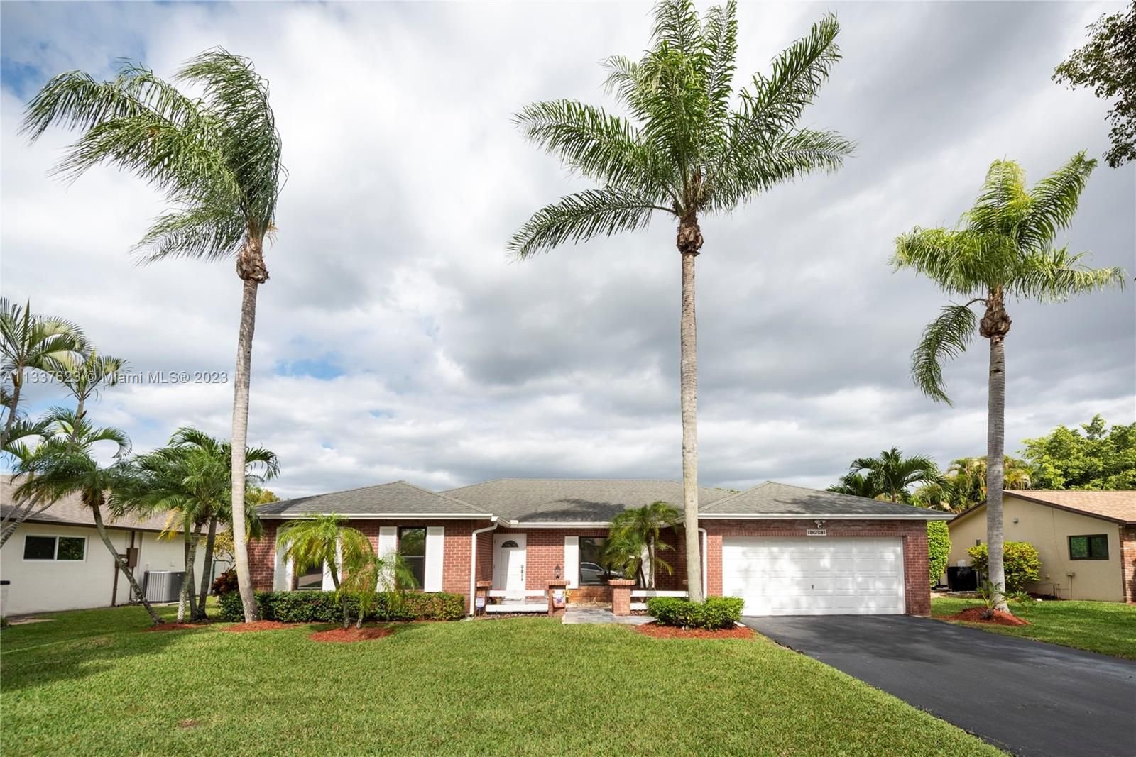 Real estate property located at 10981 20th Dr, Broward County, Coral Springs, FL