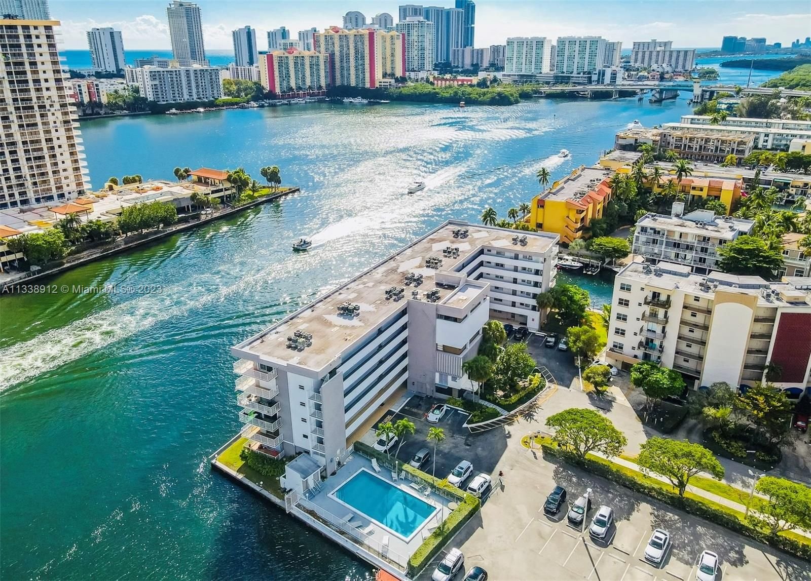 Real estate property located at 4000 169 St #402, Miami-Dade County, North Miami Beach, FL
