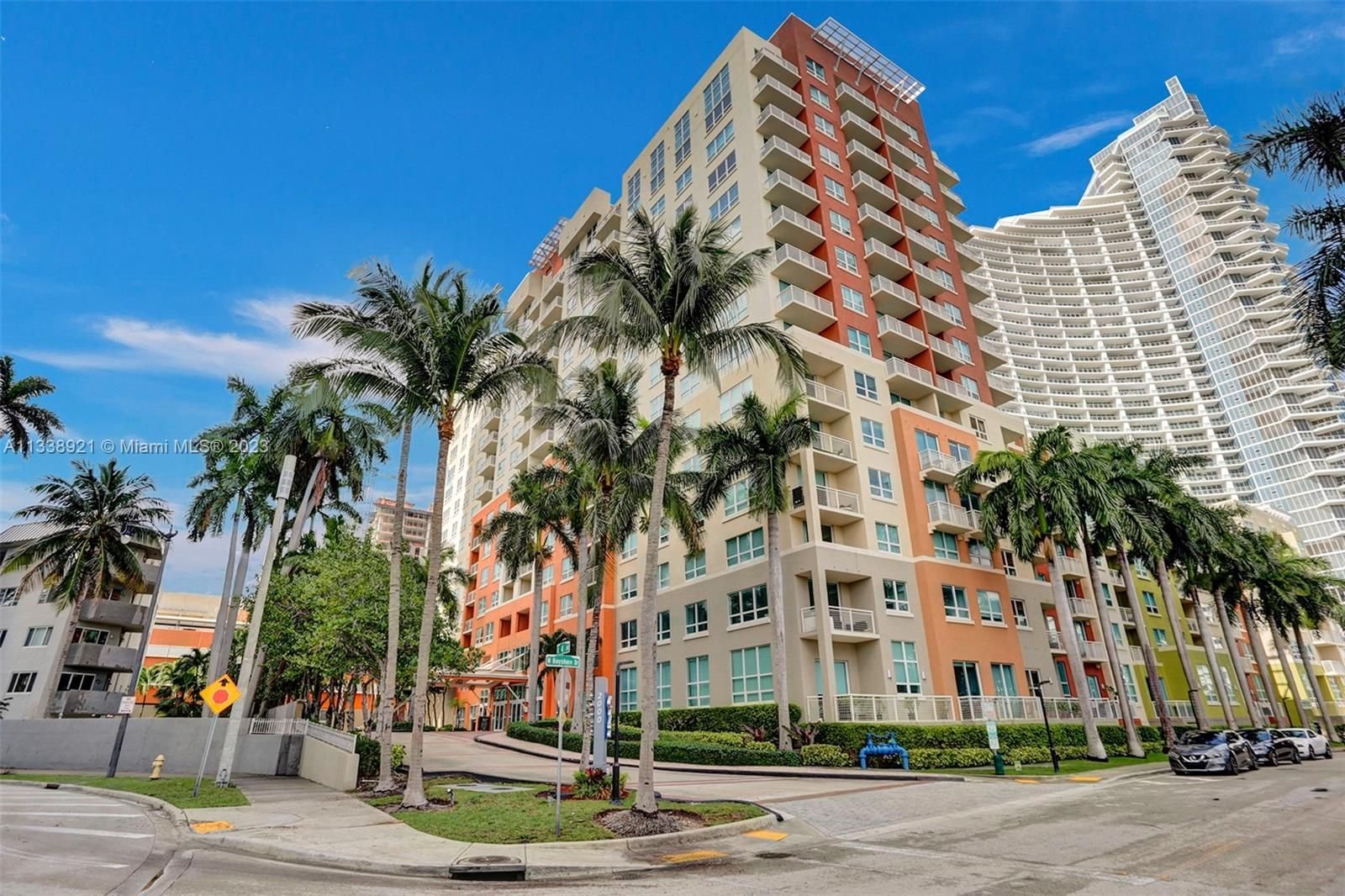 Real estate property located at 2001 Biscayne Blvd #2202, Miami-Dade County, Miami, FL