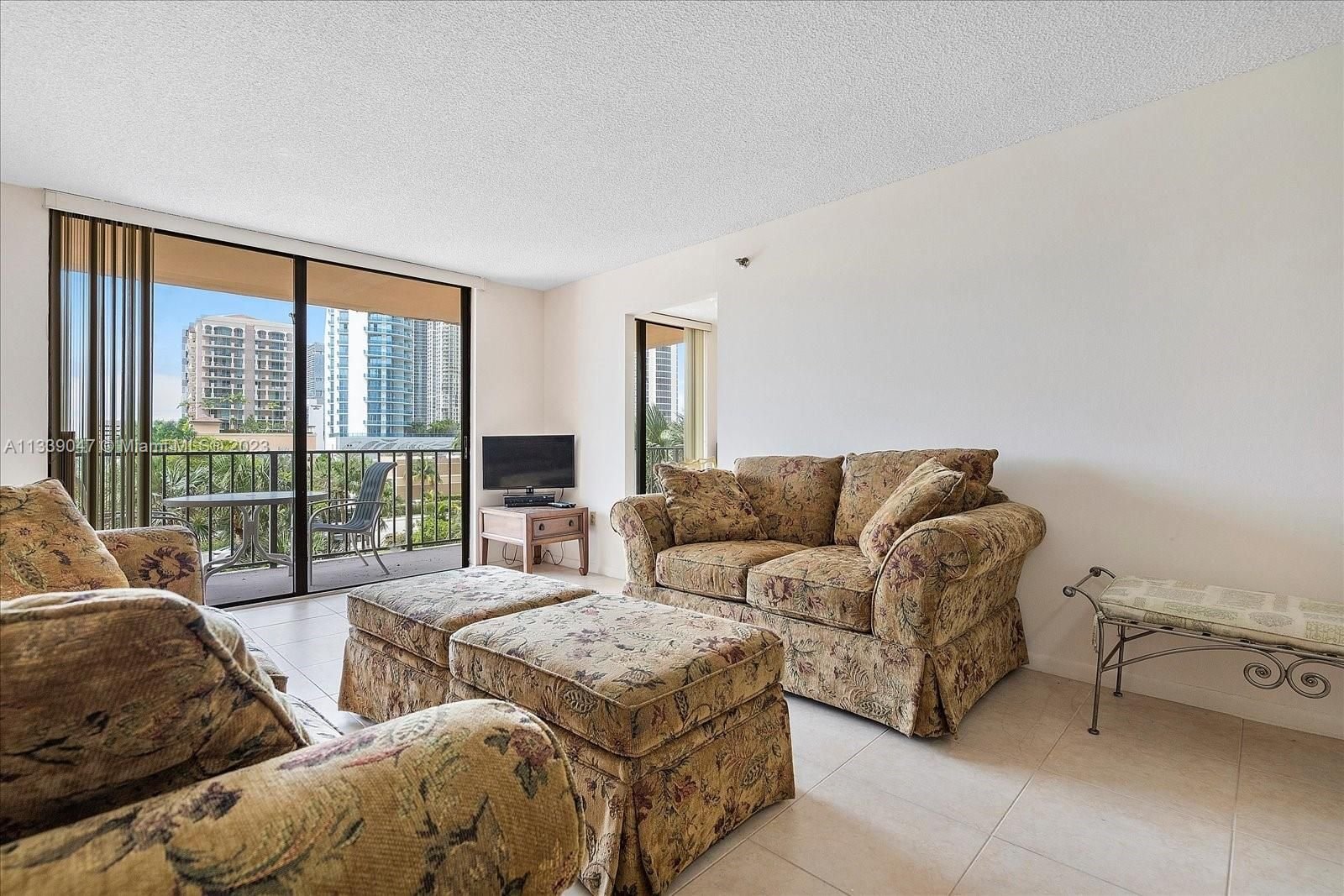 Real estate property located at 210 174th St #416, Miami-Dade County, Sunny Isles Beach, FL
