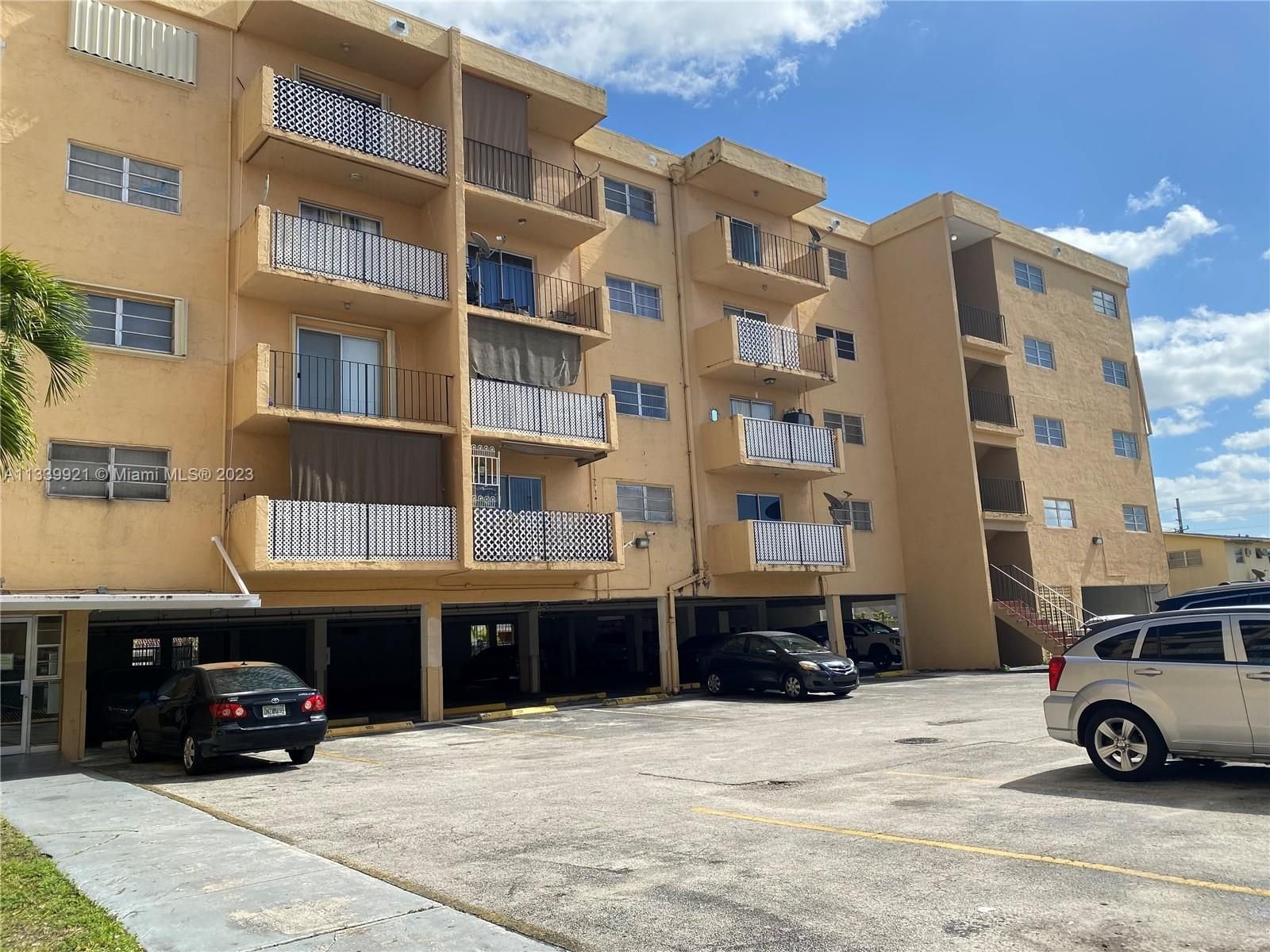 Real estate property located at 6950 6th Ave #316, Miami-Dade County, Hialeah, FL