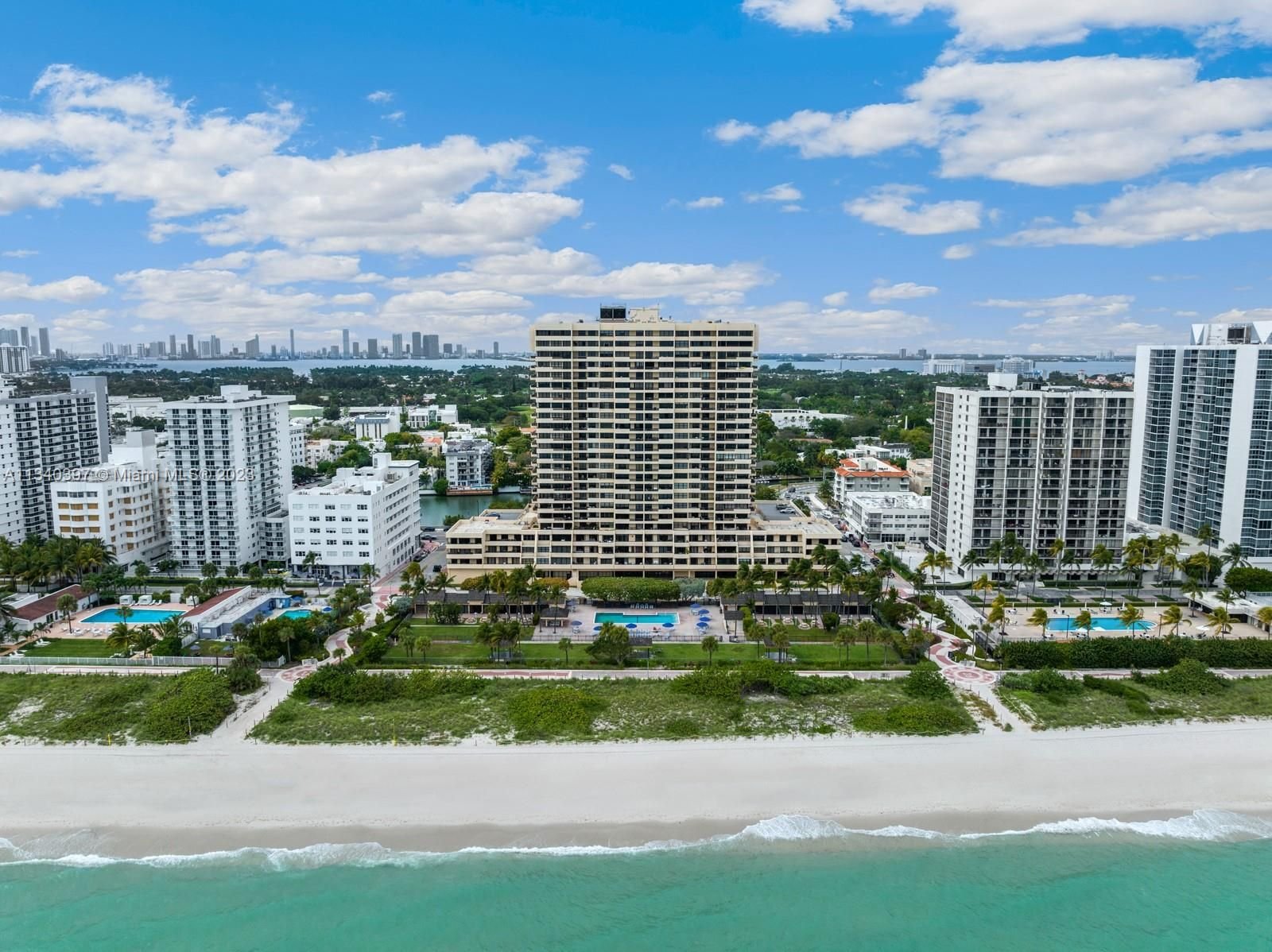 Real estate property located at 2555 Collins Ave PH114, Miami-Dade County, Miami Beach, FL