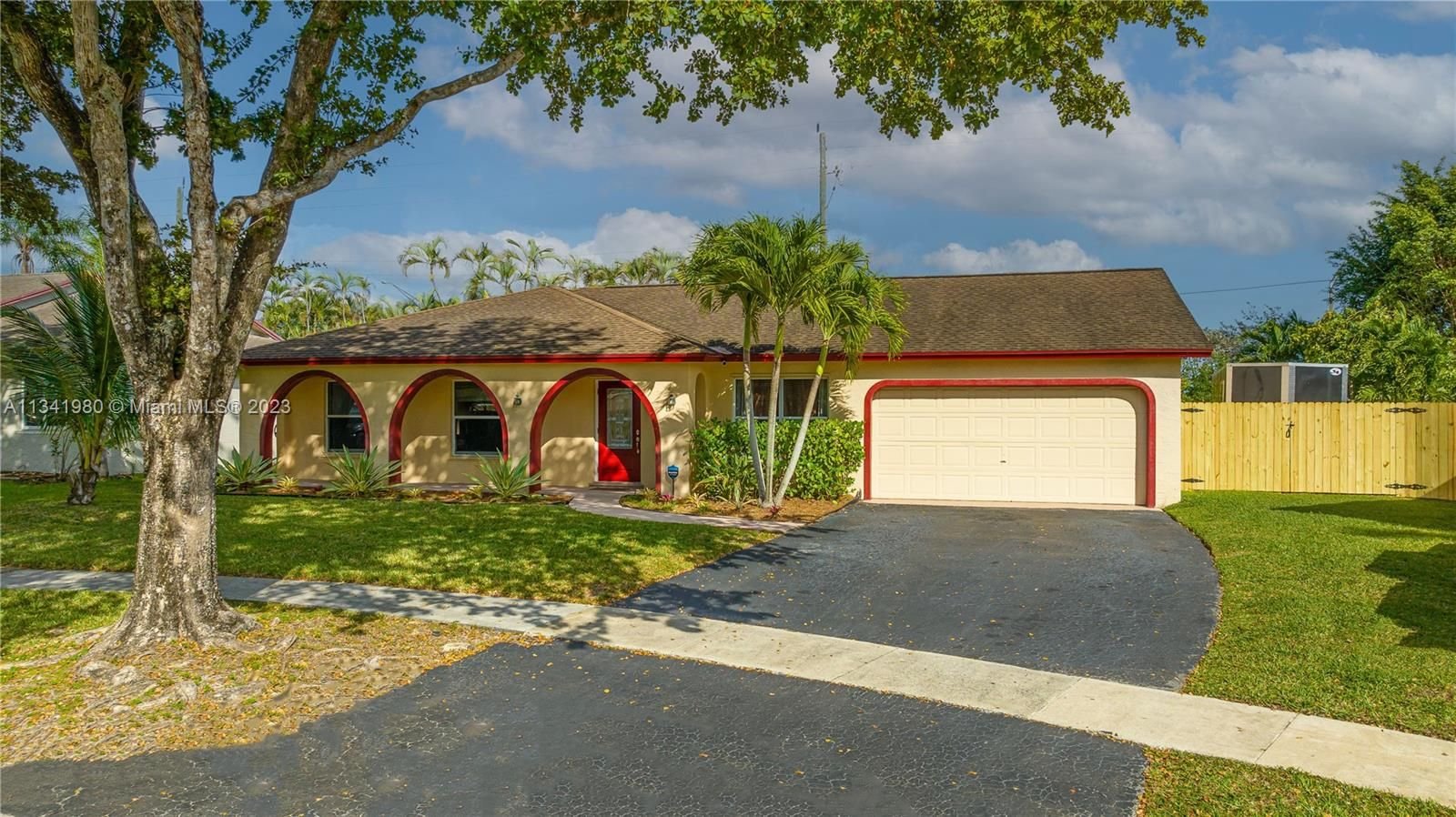 Real estate property located at 4998 86th Ter, Broward County, Cooper City, FL
