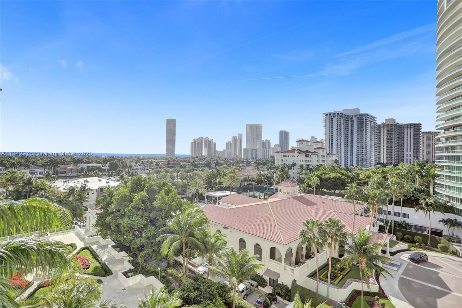Real estate property located at 20155 38th Ct #902, Miami-Dade County, Aventura, FL