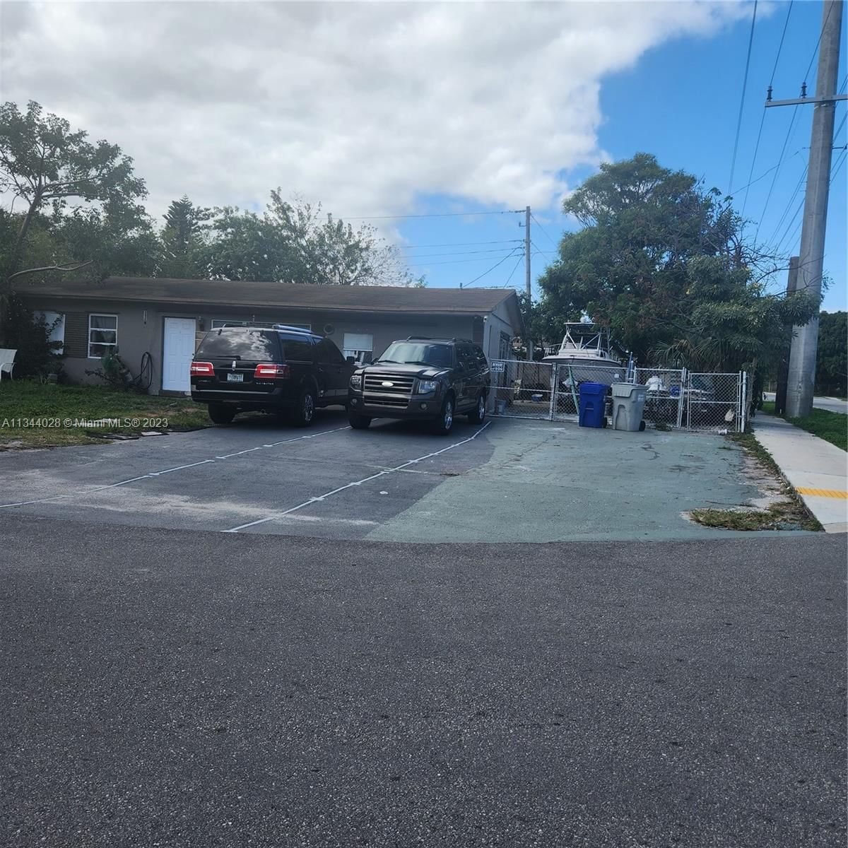 Real estate property located at 3191 11th Ave, Broward County, Pompano Beach, FL