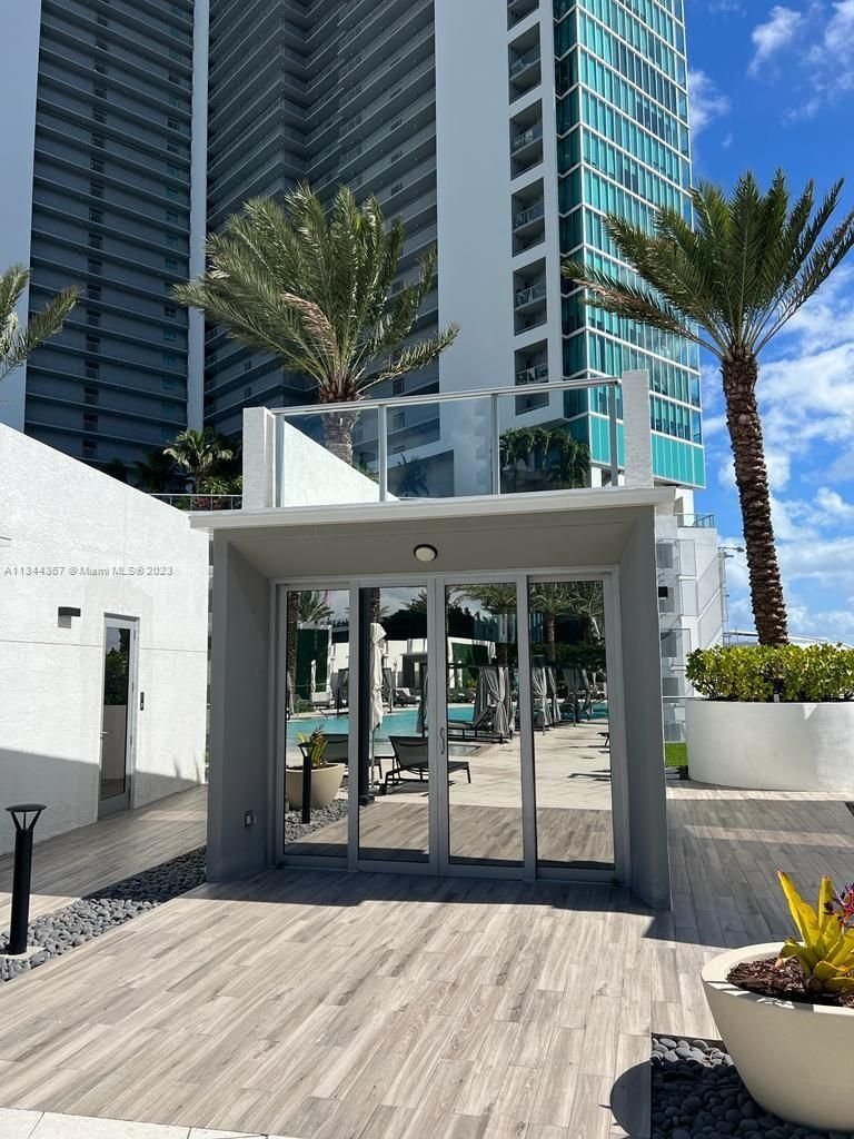 Real estate property located at 851 1st Ave CABANA #7, Miami-Dade County, Miami, FL